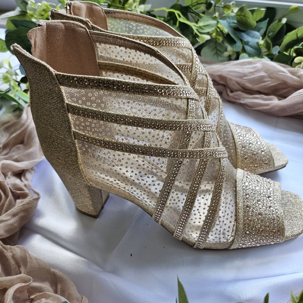 Valenti Franco mesh heels size 8